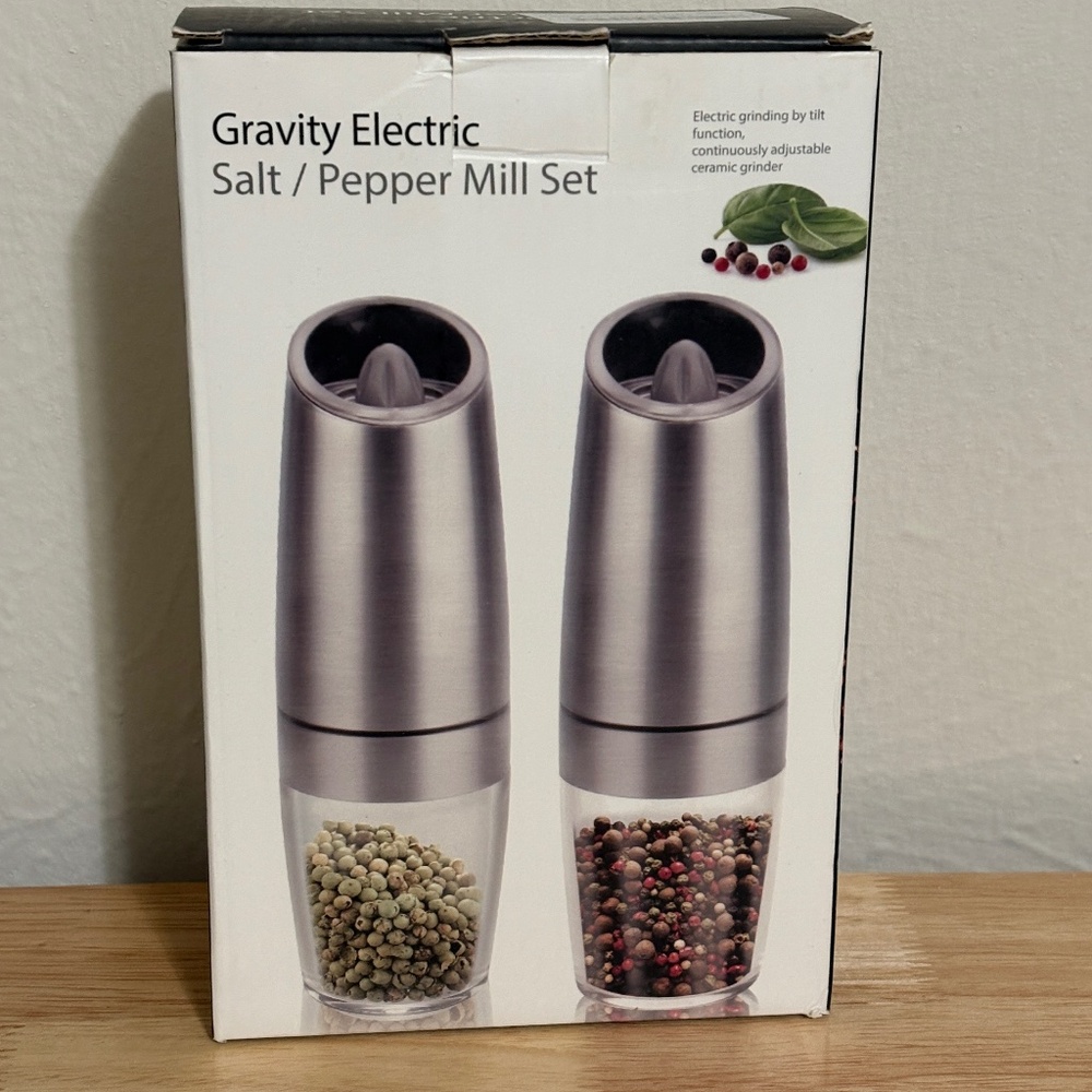 Gravity Electric Salt & Pepper Mill Set